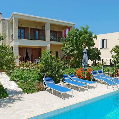 The Garden Villas Maleme Værelse billede